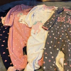 Carter’s 4 pack fleece zip up pajamas- size 3 months